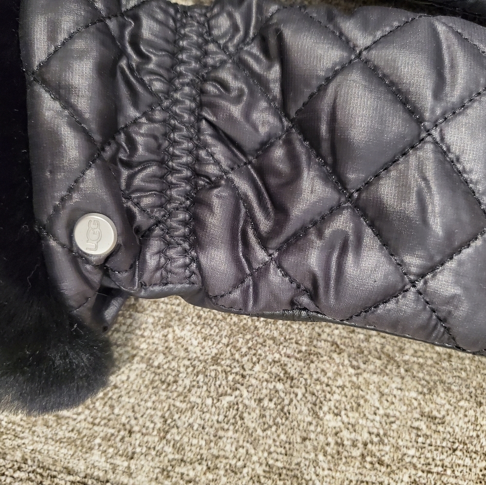 Ugg Gloves - image 3